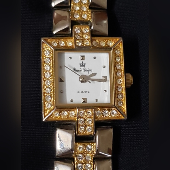 Premier Designs Women's Two-Tone Quartz Watch with White Dial and Rhinestones - Picture 4 of 11